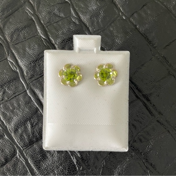 Sterling silver 925 Peridot earrings - Picture 5 of 9